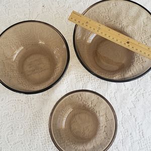 3 nesting bowls